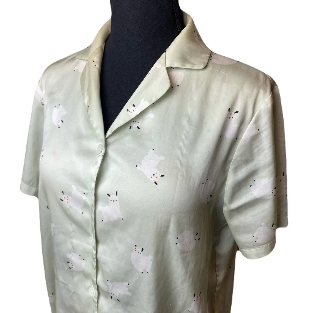 Ubras Womens Sage Green Llama Print Satin Pajama Top Short Sleeve Button Up M - Picture 2 of 6